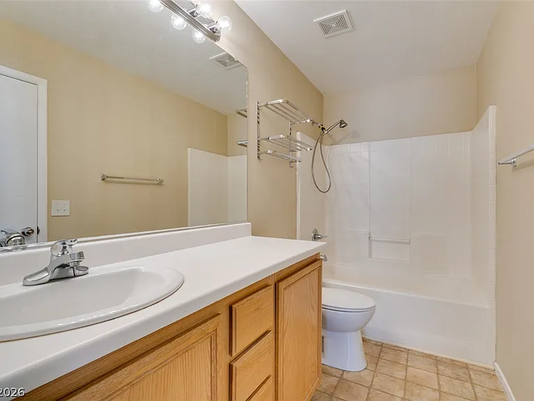 1170 Orange Meadow St — Photo 24