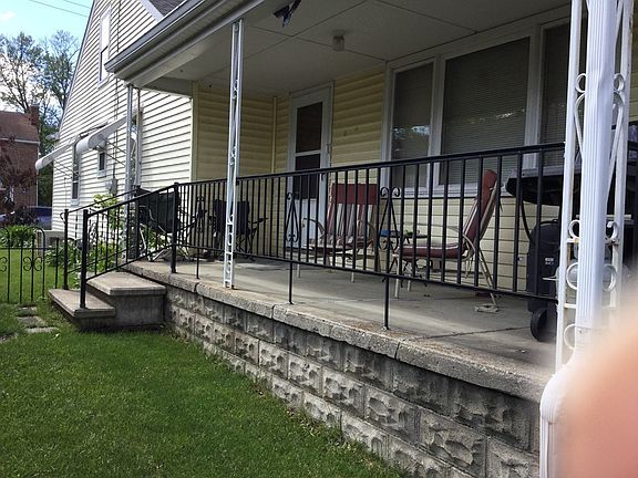 3rd image of 246 Homer St