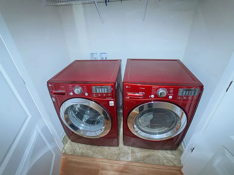 9728 Crooms Ct — Photo 23