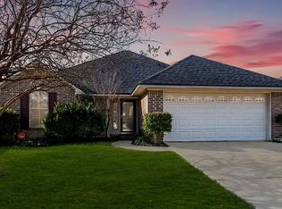 1614 Winchester Dr, Bossier City, LA 71112
