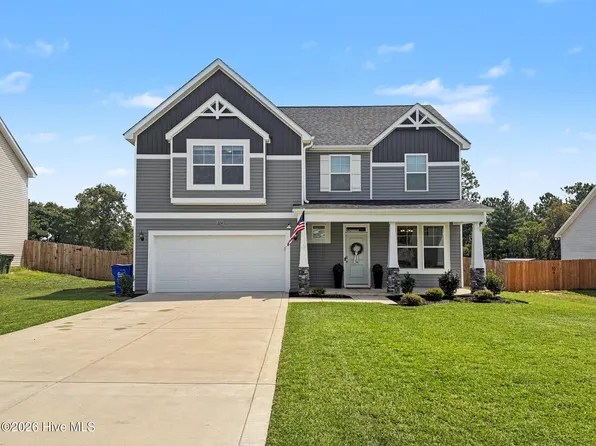 224 Pinnacle Court, Raeford, NC 28376