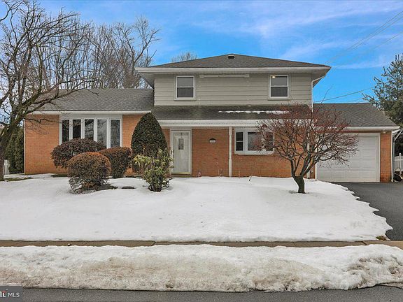 2nd image of 204 High Blvd