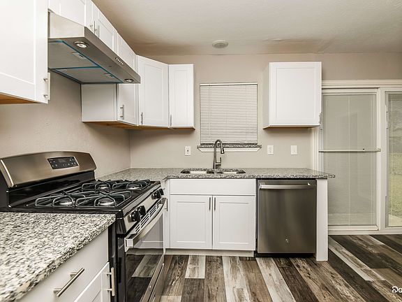 2nd image of 6431 Moonhill Dr