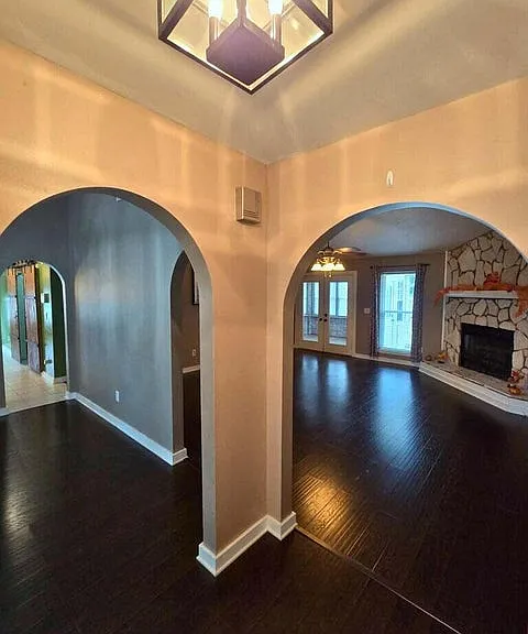 401 Evans Rd — Photo 3