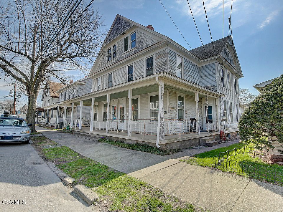 1st image of 224-226 E 2nd St