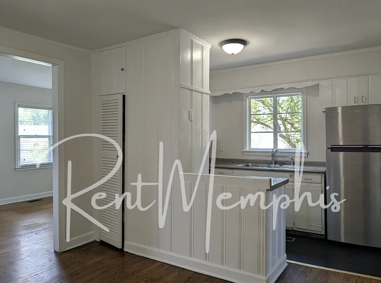 72 S Larchmont Dr — Photo 4