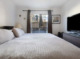975 W 13th Ave #101, Vancouver, BC V5Z 1P4