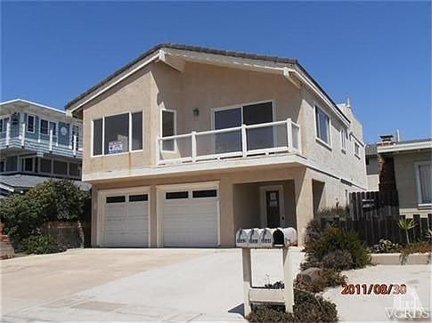 2nd image of 3552 Ocean Dr