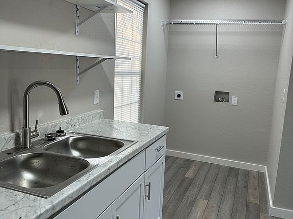 2nd image of 403 405th Hwy N #2