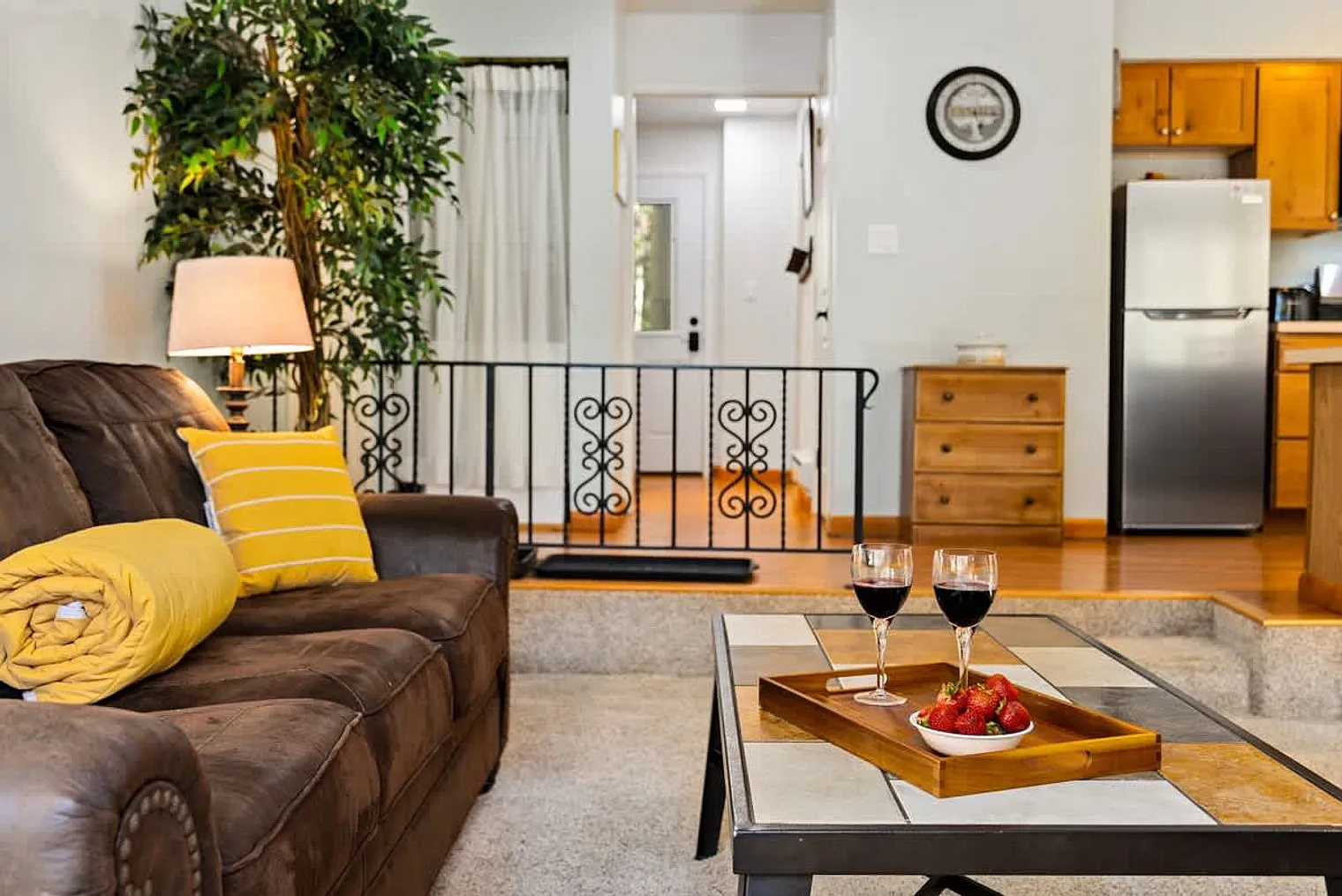 1 bed, 1.0 bath, $2,532 — Photo 2