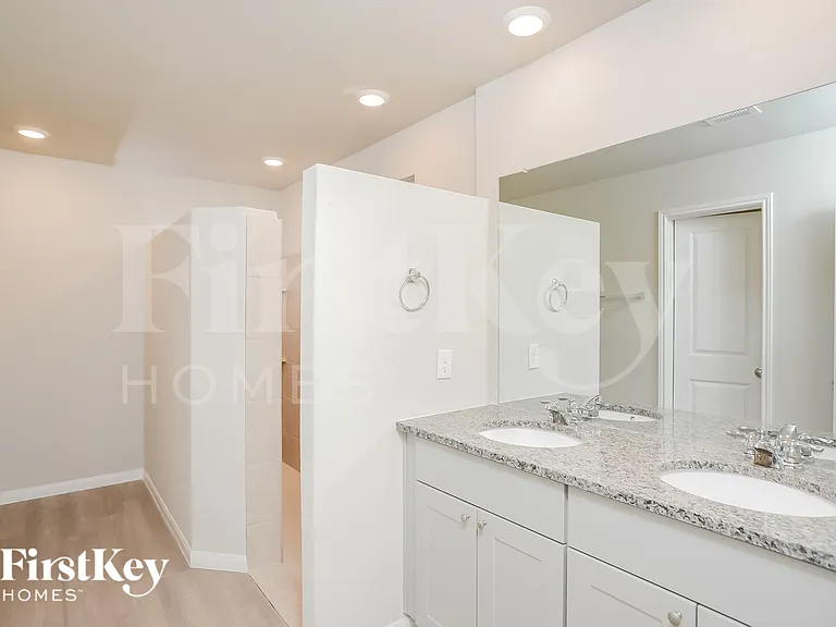 1842 Morse Way — Photo 8