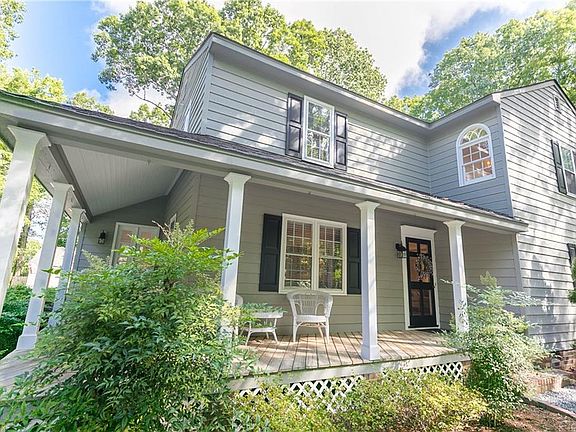 4th image of 11104 Sugarloaf Dr