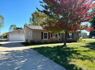104 Center St, Fox Lake, WI 53933