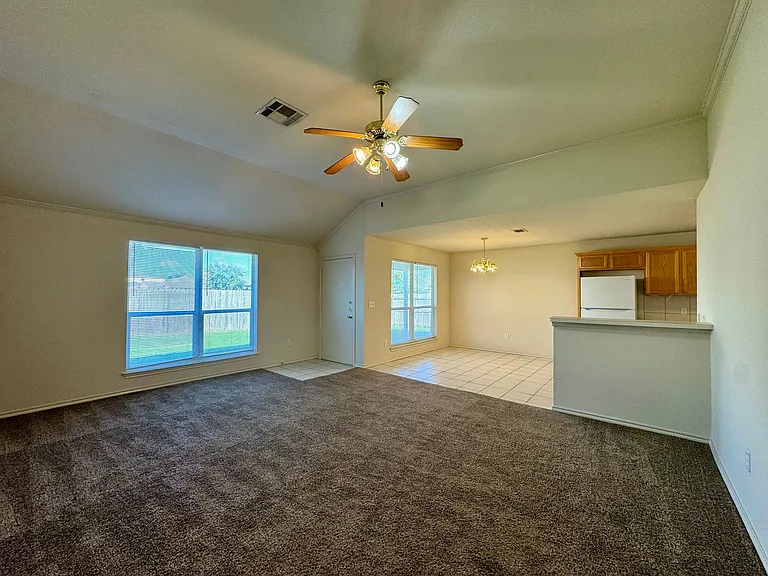 10201 Iris Ln #A — Photo 3