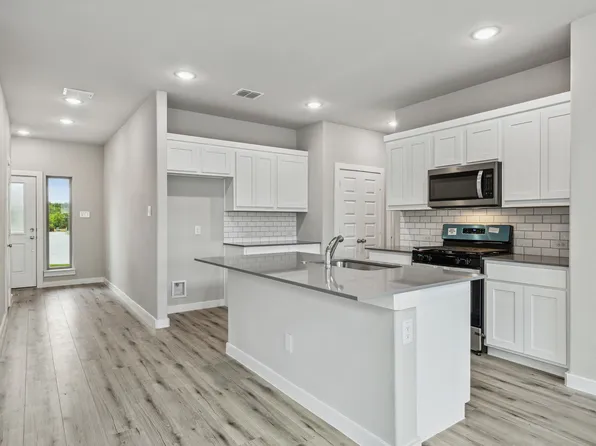 1004 London Town Ln, McKinney, TX 75071