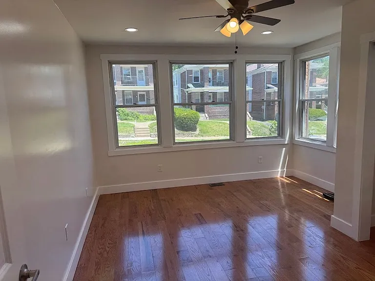 5916 Nicholson St — Photo 11