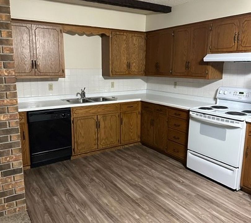 1st image of 417 7th St N #25
