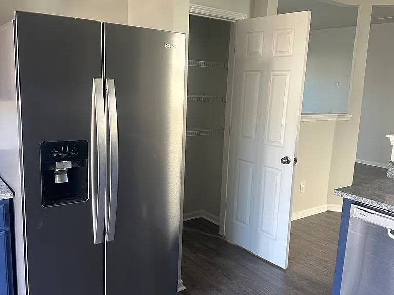 336 Peters Creek Dr — Photo 5