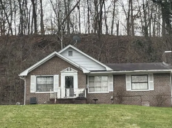 1594 Highland Park, Barboursville, WV 25504