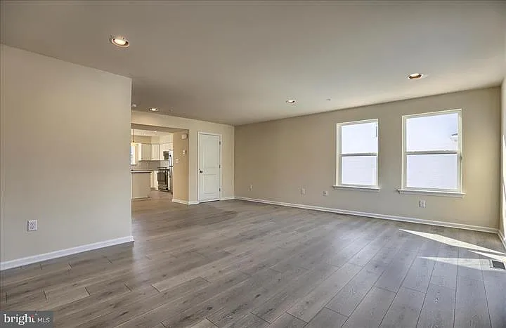 117 High Pointe Dr — Photo 6