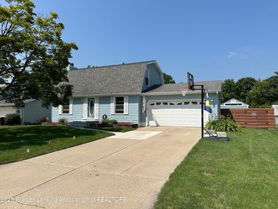 2611 Renfrew Way, Lansing, MI, 48911