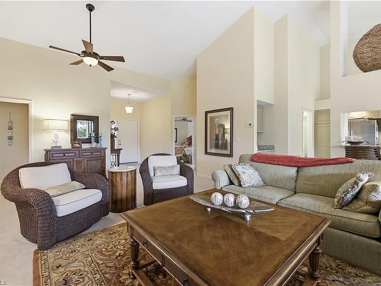 27038 Oakwood Lake Dr — Photo 4