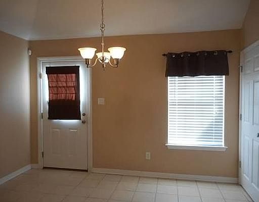 5th image of 21477 E Edgewood Dr