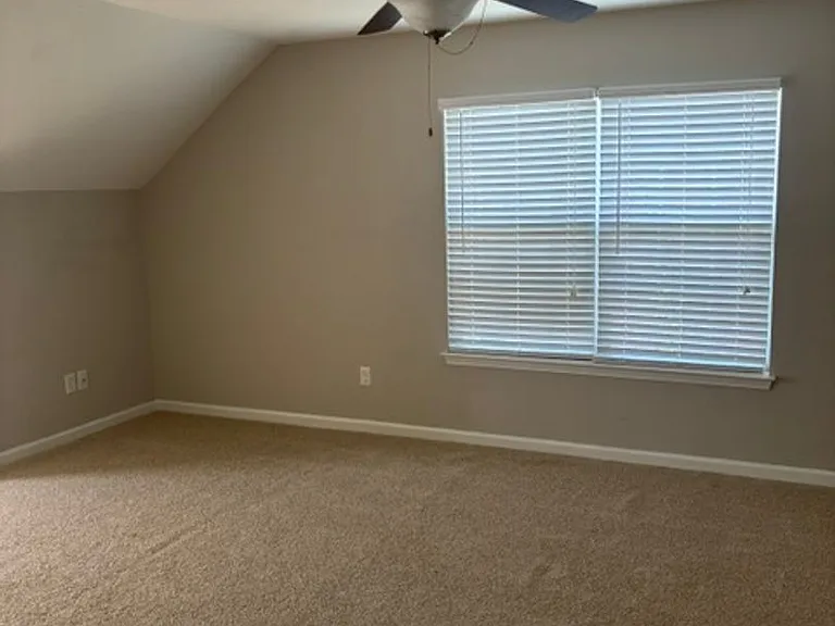 5036 Reynolds Way — Photo 10
