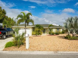 909 Sago Palm Way, Apollo Beach, FL 33572