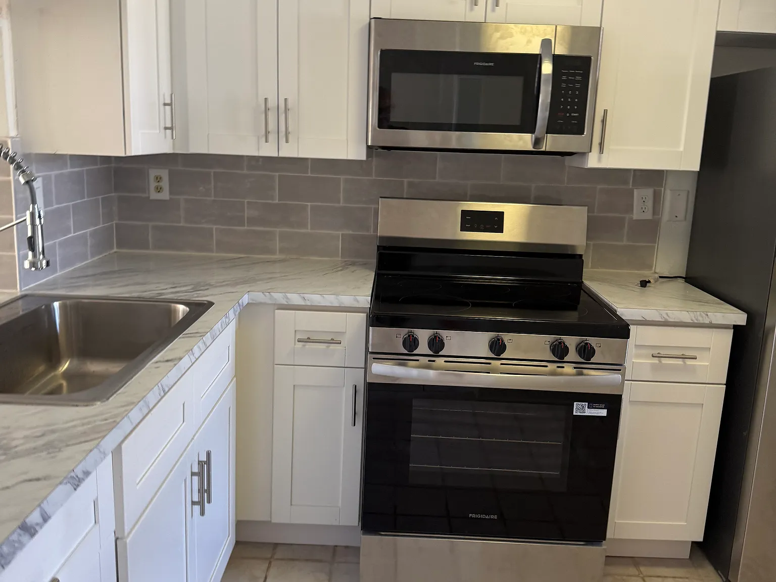 4317 Summersun Dr — Photo 2