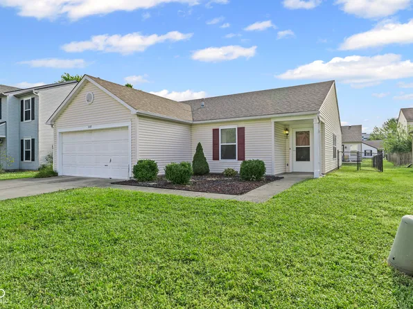 2137 Westmere Dr, Plainfield, IN 46168