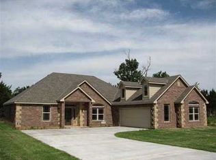1003 Waverly Way, Elgin, OK 73538