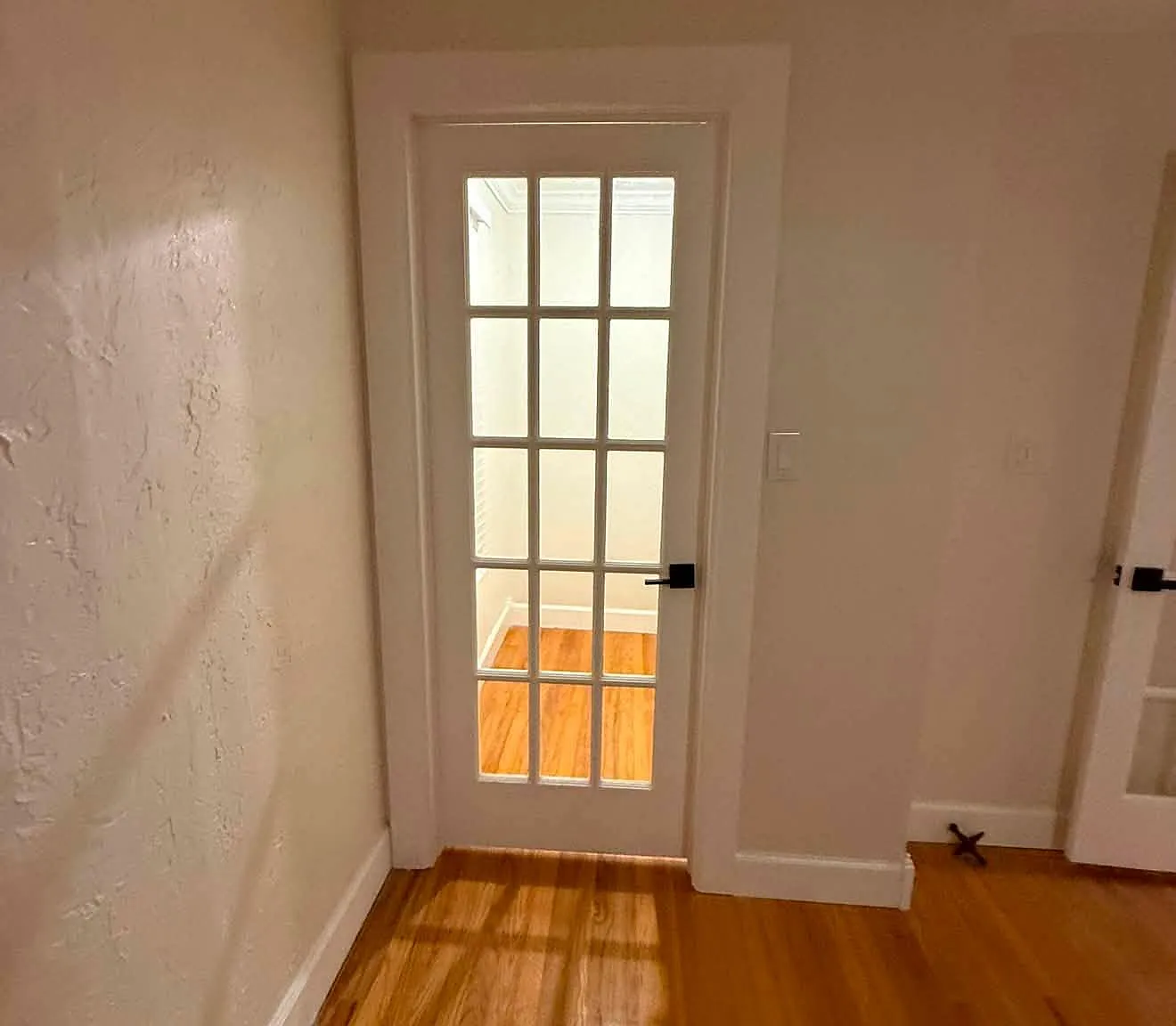 2 bed, 956 sqft, $2,500 — Photo 2