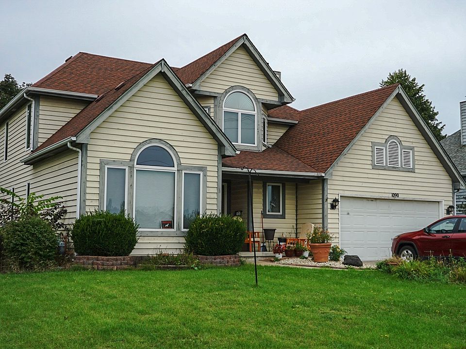 2nd image of 1090 N Edgelawn Dr