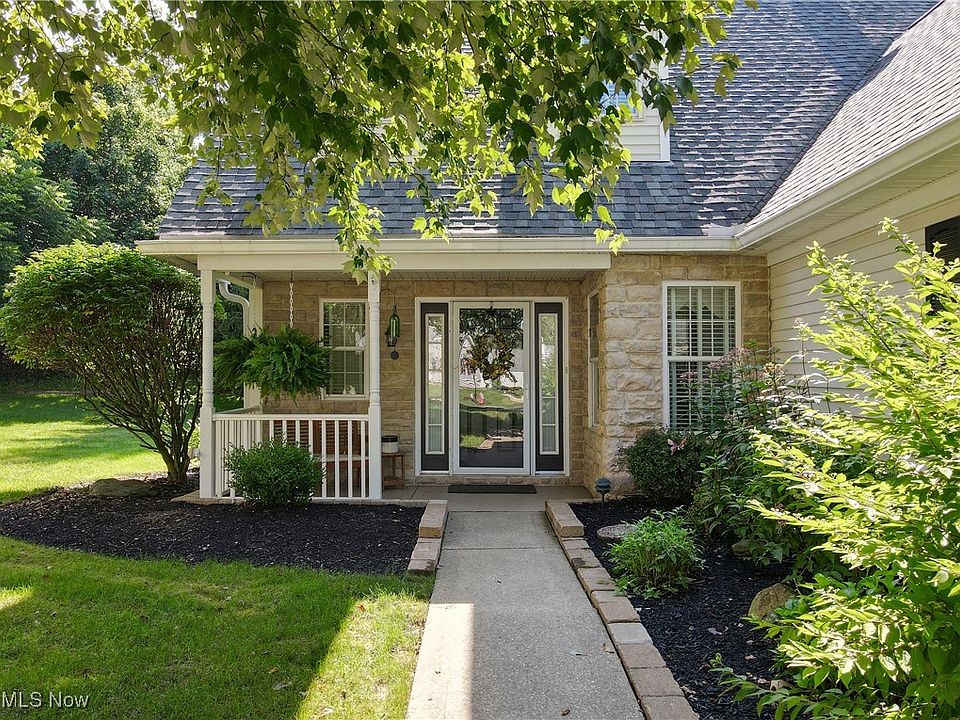 1st image of 407 Woodside Dr