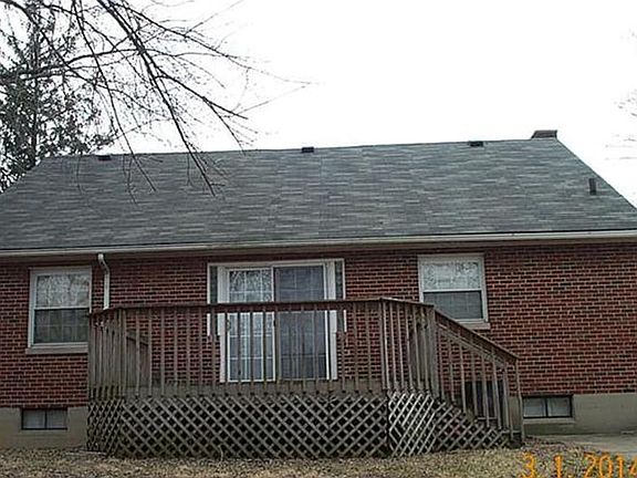 4th image of 2705 Roosevelt Blvd