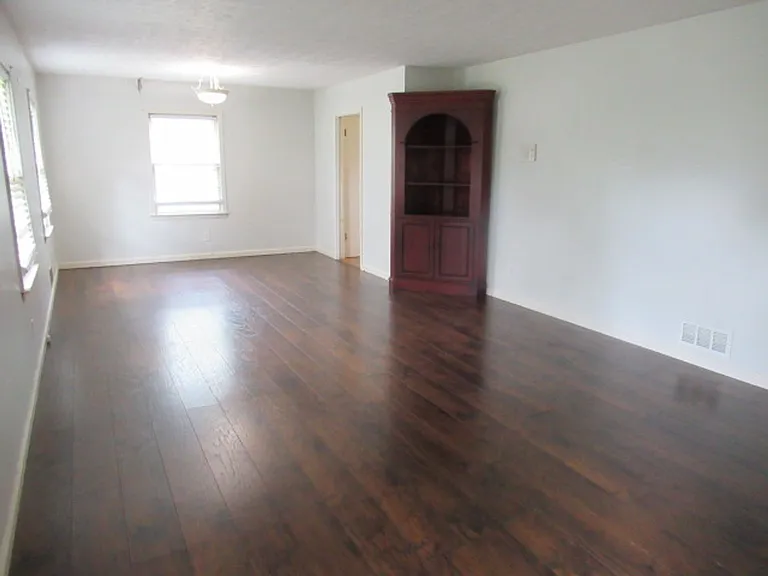 70 Gibson Dr — Photo 17