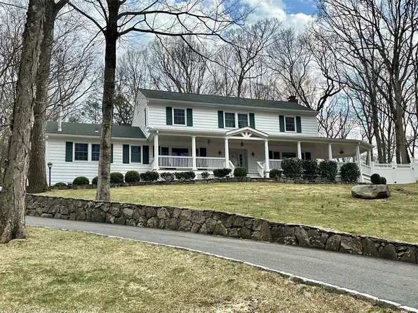 5 Doe View Lane, Pound Ridge, NY 10576