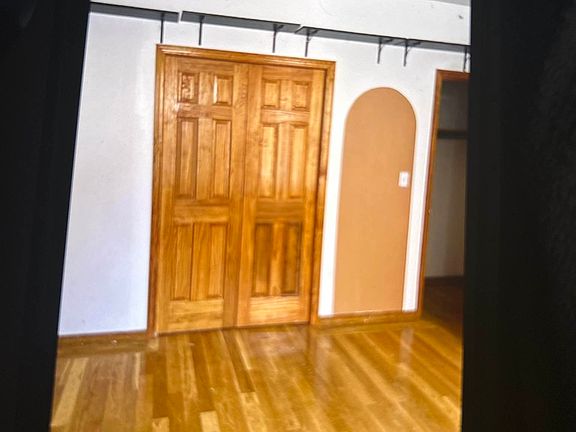 5th image of 297 Pleasant Ave APT 4B