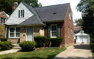 14520 Artesian St photo 1