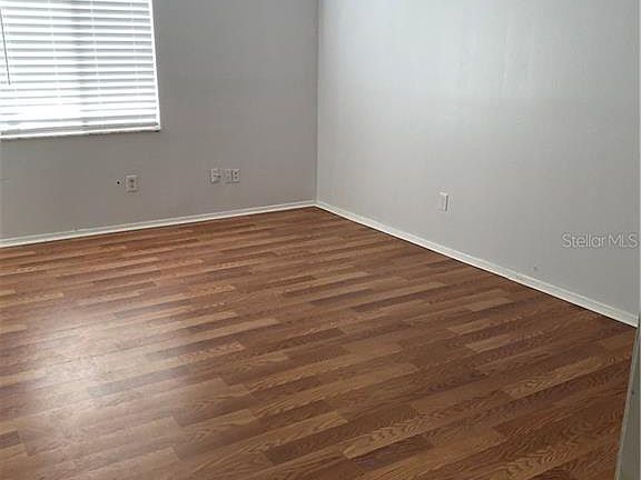 5th image of 174 Toluca Dr