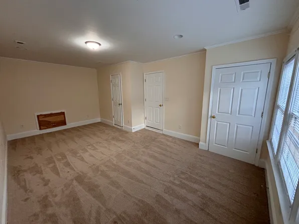 1 Loquat Pl, Hampton, VA 23666
