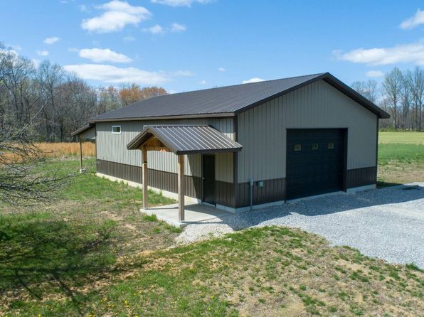2475 N Oaktree Rd, Olney, IL 62450