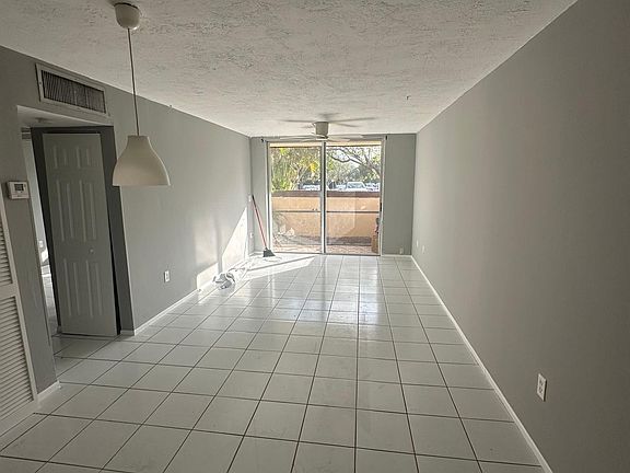 3rd image of 7300 NW 17th St APT 117
