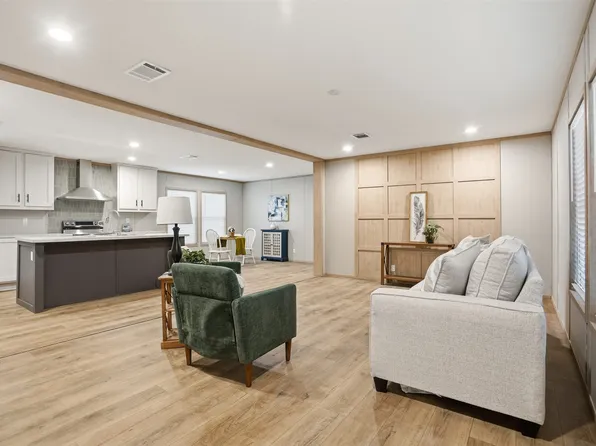 2000 Atticus Ct, Springtown, TX 76082