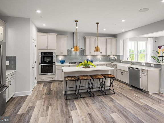 6th image of this home