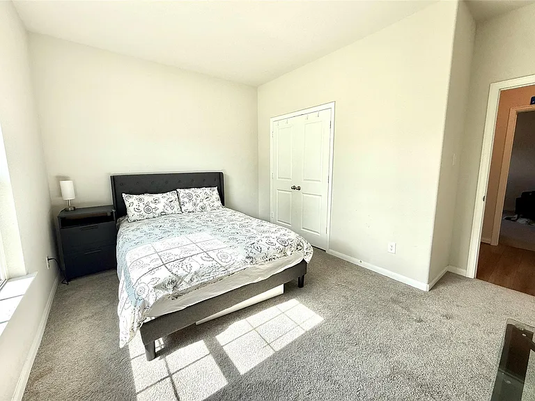 307 Twin Lakes Blvd W — Photo 18