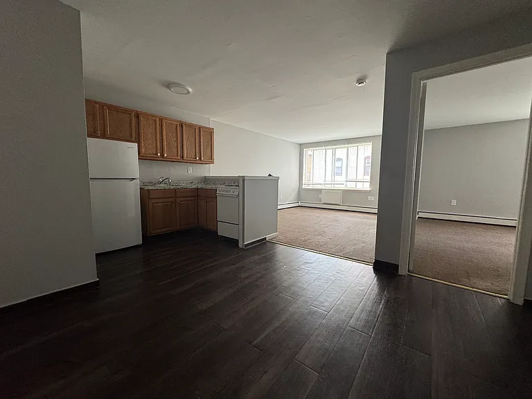 887-B10 Asylum Ave #B10 — Photo 7