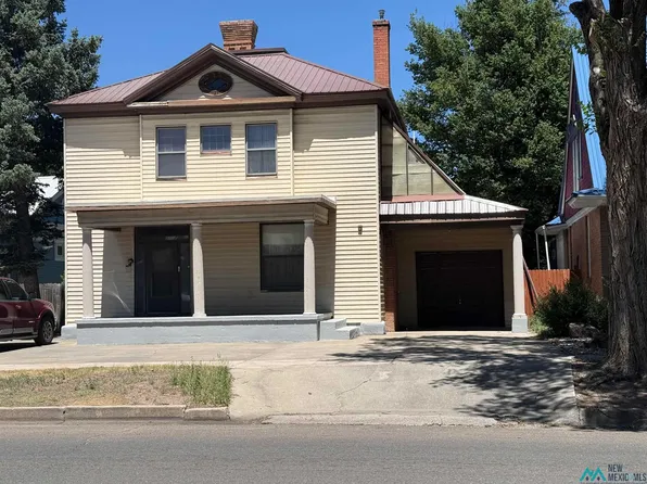 924 7th St, Las Vegas, NM 87701