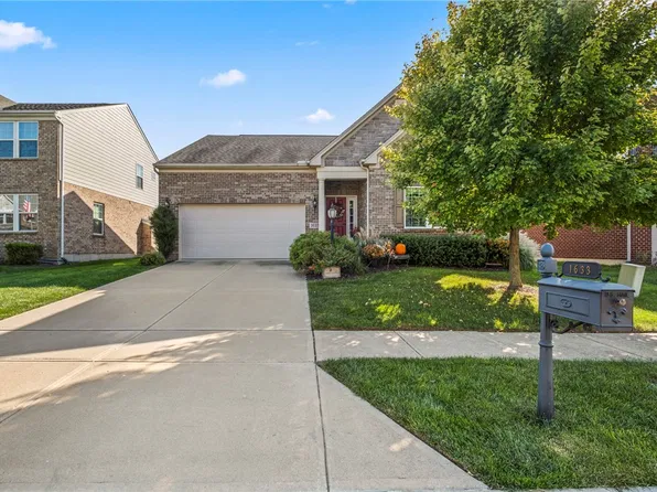 1633 Summit Creek Dr, Centerville, OH 45458